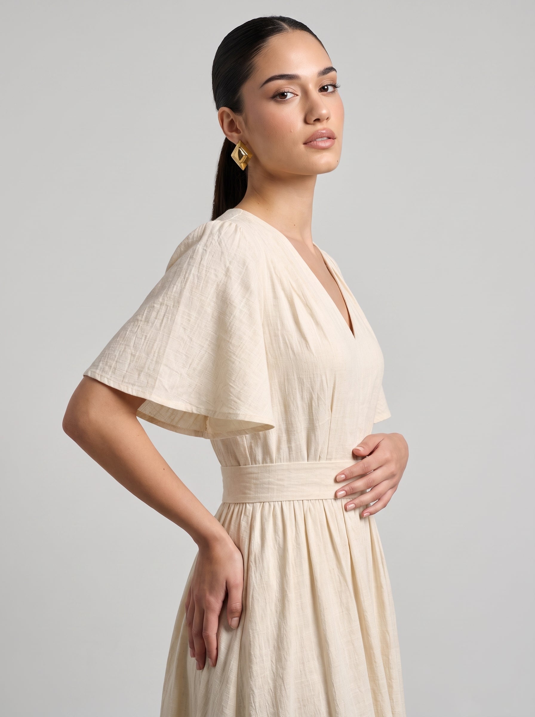 Textured Crinkle V-Neck Flutter Sleeve Midi Dress